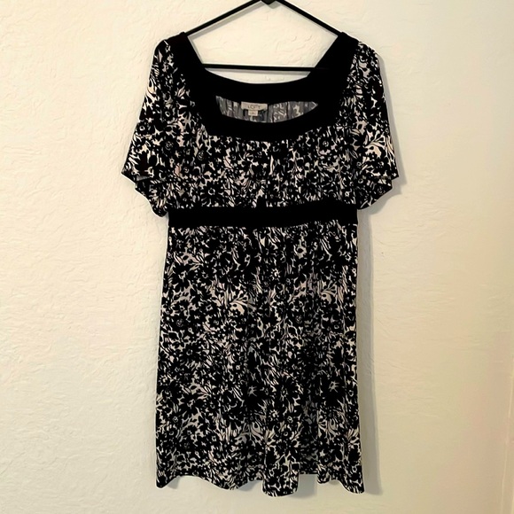 Loft Black and White Floral Dress M - Picture 1 of 4